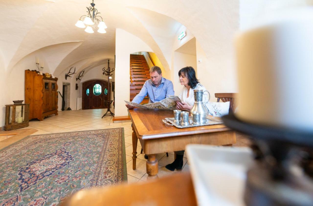 Landhotel Pacher Obervellach Exterior photo